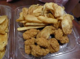 Florida Day 01 - 063 Disneys Port Orleans French Quarter Food Chicken Nuggets with Fries and Potato Chips