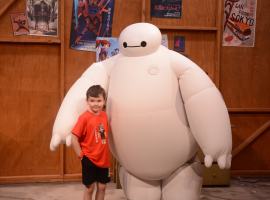 Florida-Day-2-177b-EPCOT-Meeting-Baymax