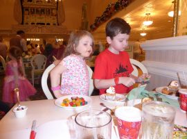 Florida Day 09 - 200 1900 Park Fare Character Buffet at the Grand Floridian